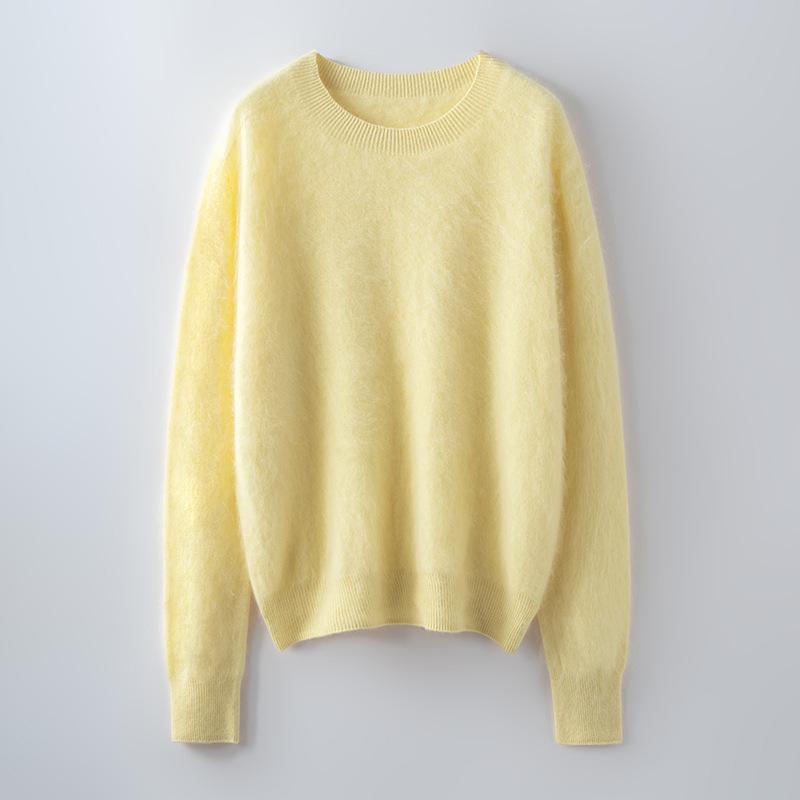 2025 Autumn/Winter Women's Seamless Knit Wool Sweater - Round Neck, Loose Fit, Plus Size, Long Sleeve Top