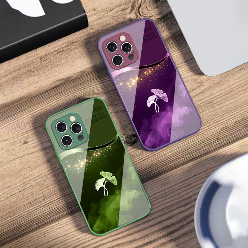 Чехол для телефона из закаленного стекла с листьями гинкго в фиолетовом дыму для iPhone 16 Pro Max 15 Pro 14 13 12 Mini 11 XS M ax XR 7 8 Plu SE 2022