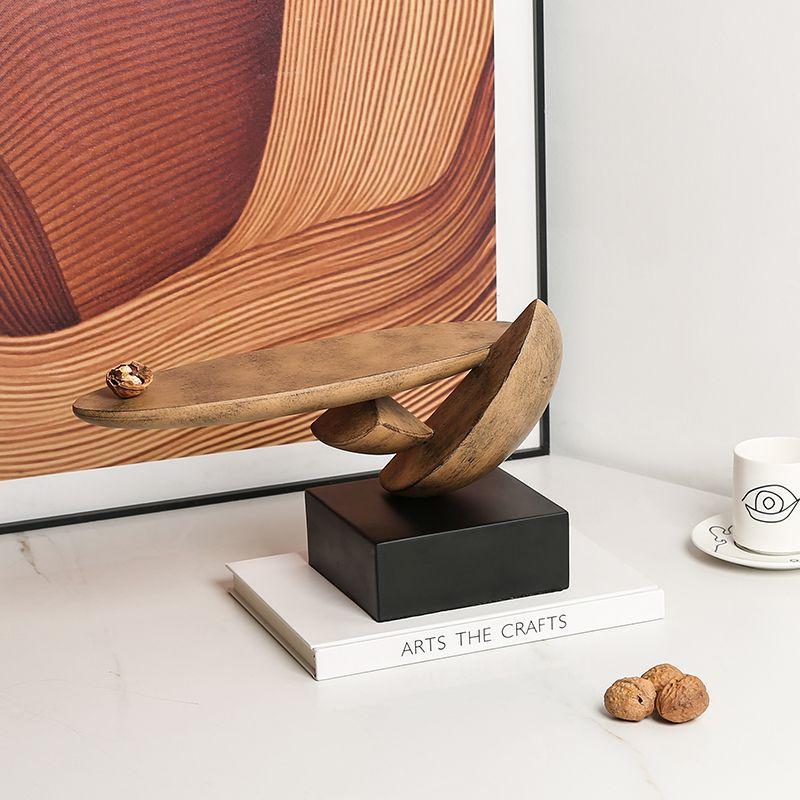 Home Decor Luxury Desktop Decoration Abstract Sculptures New Unique Soft Decoration Ornaments Vintage Style Antique