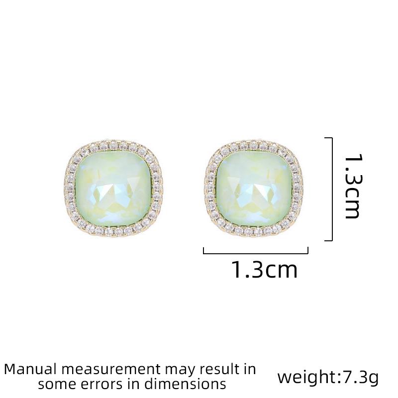 Новый дизайн в стиле легкой роскоши, ретро квадратные серьги с микроинкрустацией, геометрические, для женской моды, элегантные и универсальные серьги