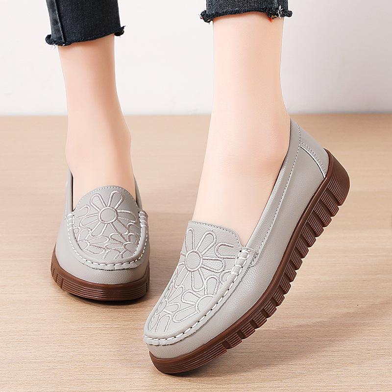 Women's Anti-skid Breathable Single Shoes Women's Summer Walking Shoes Middle-aged Woman‘s Platform Shoes