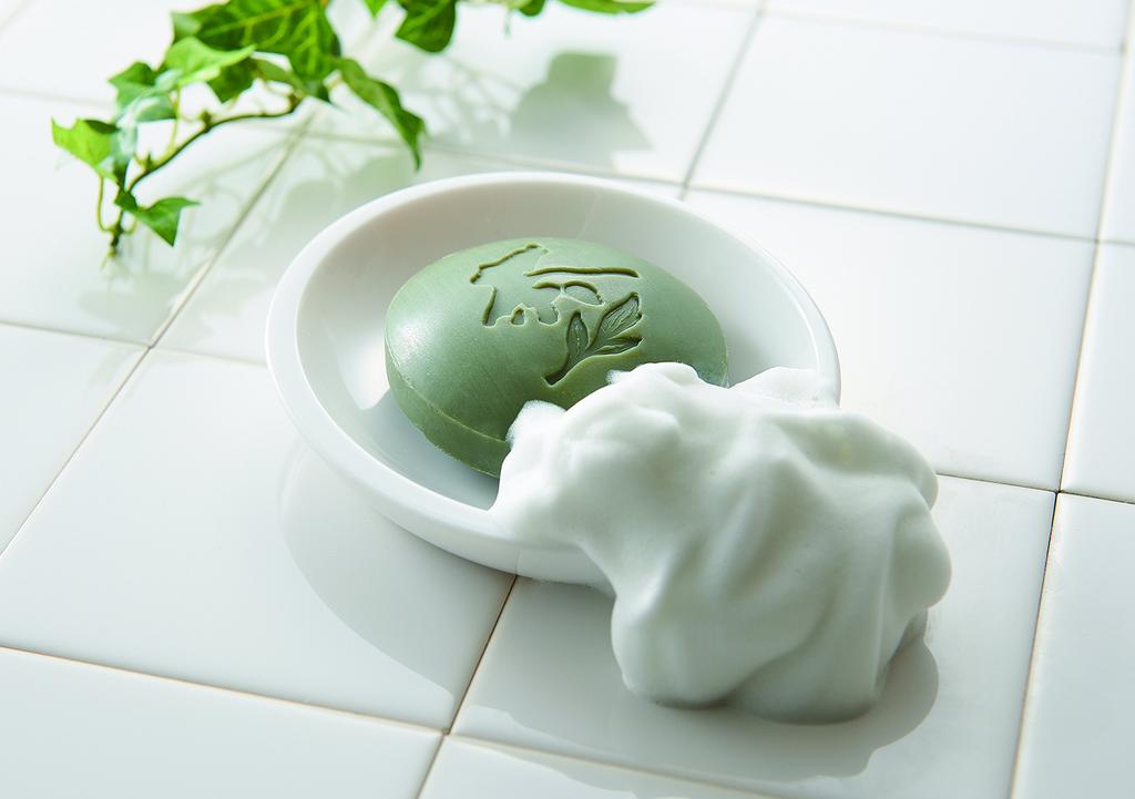 Aimedia Medicated Tea Made in Facial Cleansing Mocchi Contains Tea Leaf Moisturizing Refreshing Soap, Япония, 80 г, Мыло, Пена, Экстракт, Ингредиенты,