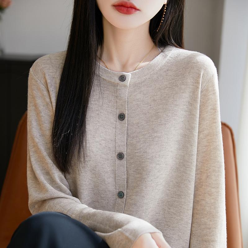 Женский легкий кардиган из 50% шерсти и 50% шелка Mulberry — универсальный трикотаж на все 4 сезона для комфорта и стиля в любое время года