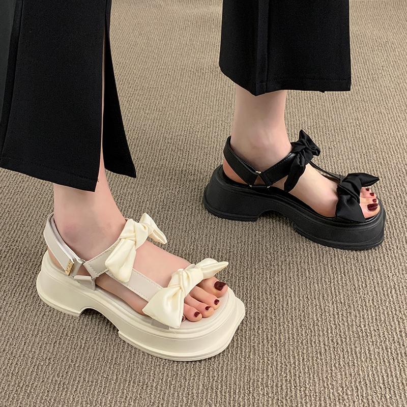 Обувь для женщин 2024 года, летние новые босоножки на толстой подошве, корейские модные босоножки с бантом, простые повседневные женские туфли с открытым носком