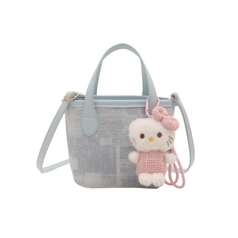 New Korean version of highvalue bucket bag women's new simple commuting handbag casual bag