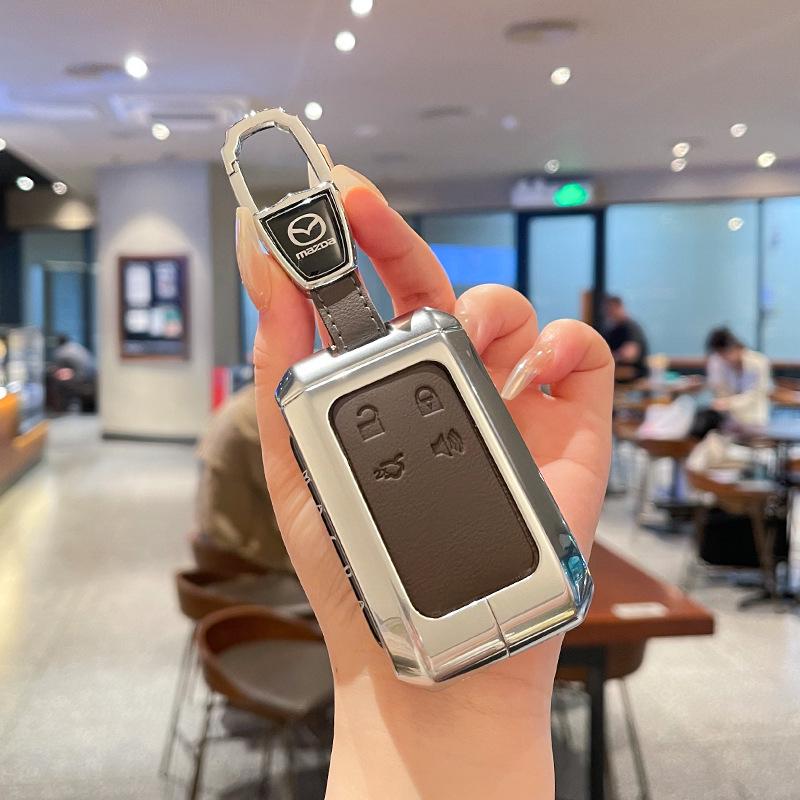 Куооо: Прочный, полностью закрывающийся чехол с пряжкой для брелоков Mazda EZ6 и пуль дистанционного управления автомобиля EZ60.