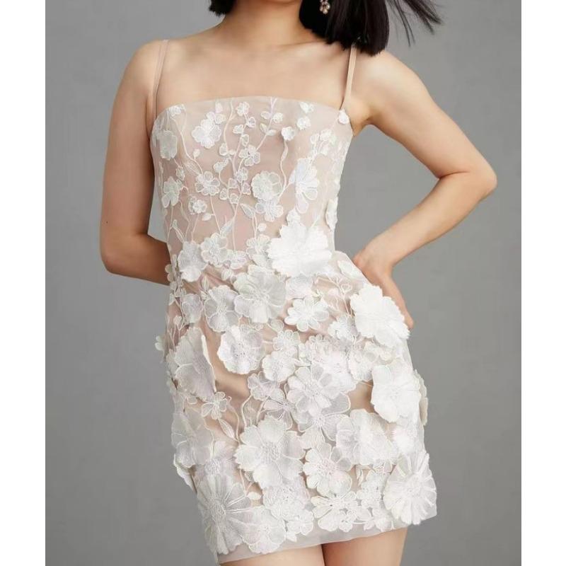 Женское весенне-летнее великолепное темпераментное трехмерное цветочное вышитое трехмерное цветочное платье-халтер с юбкой Маленькое платье