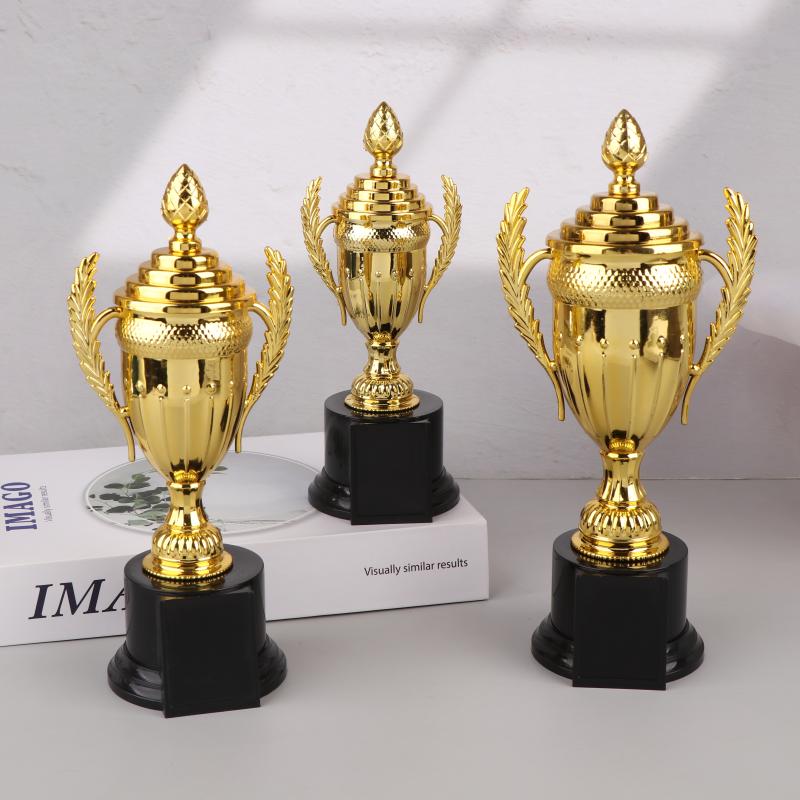 1 шт. Пластиковый маленький призовой кубок Детский трофей Награды Соревнование Футбол Школа Наградной приз Награда победителя Трофей Игрушка