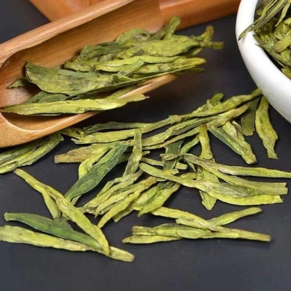 Высокогорный весенний чай Лунцзин перед дождем, крепкий и долговечный зеленый чай
