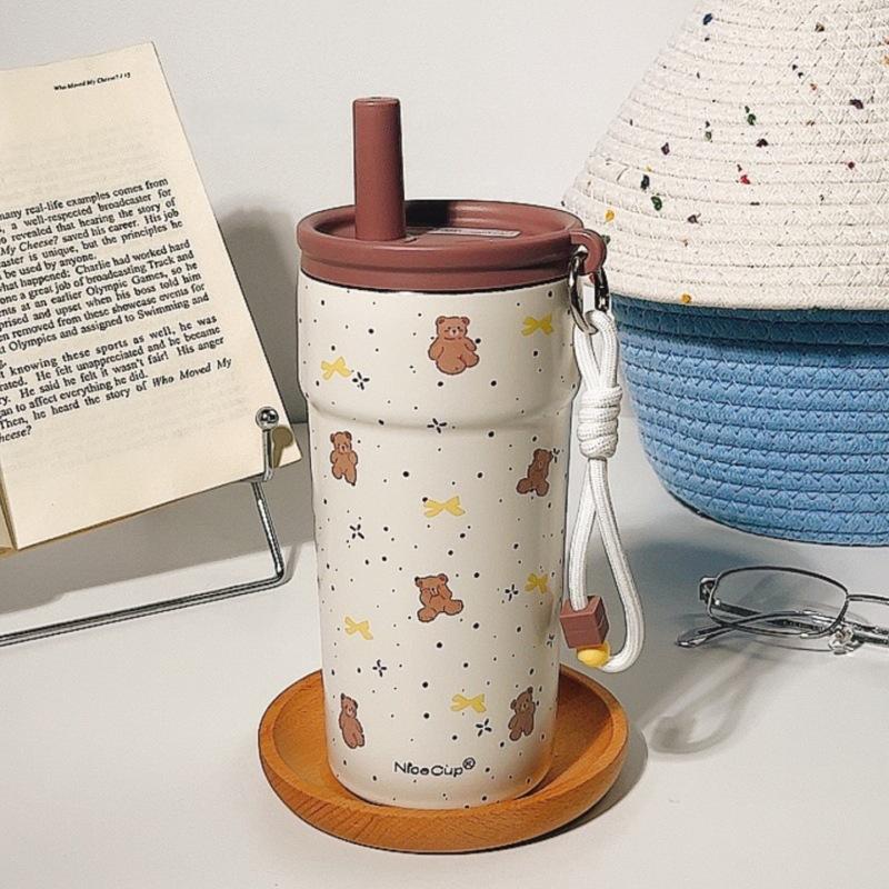 Бутылка для воды простая кофейная чашка стальная кружка для воды женская с трубочкой термокружка большая емкость портативная студенческая кружка