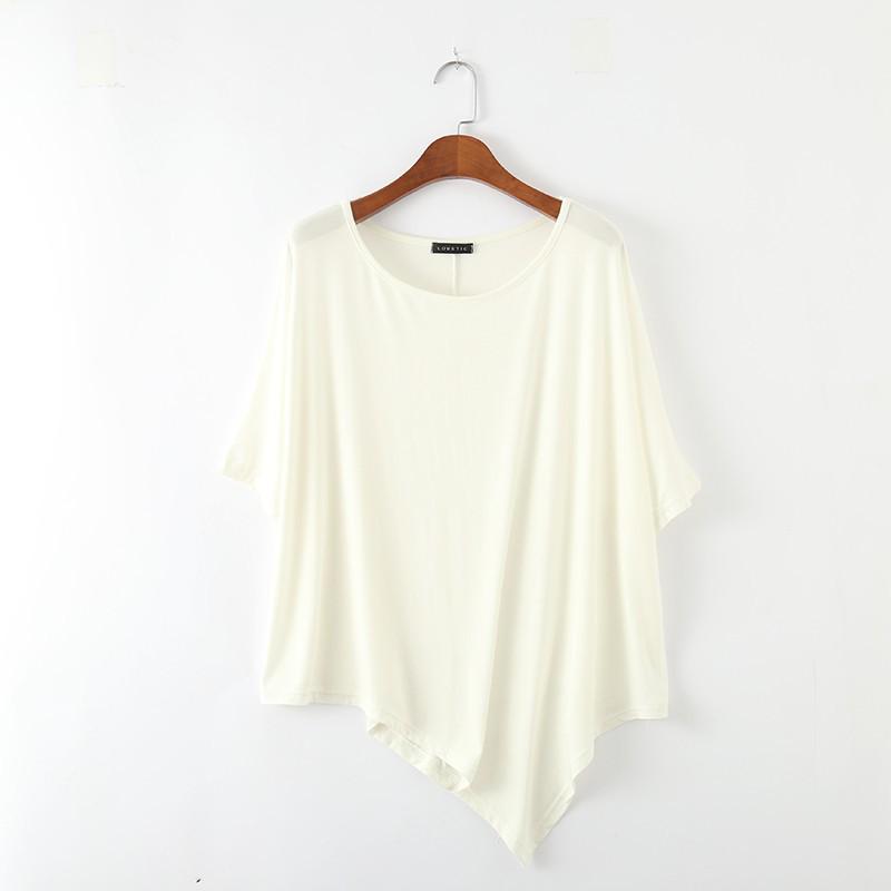 Женская летняя свободная футболка из модала и хлопка с неровным подолом