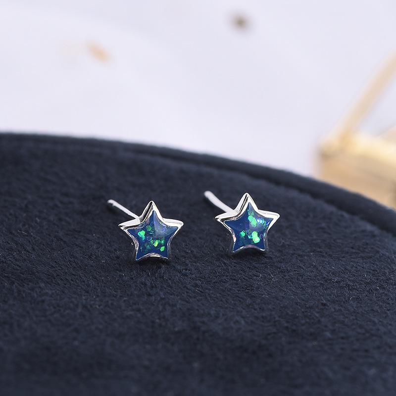 Корейские серьги из стерлингового серебра 925 пробы с золотыми хлопьями и звездным дизайном - Нежный свежий стиль