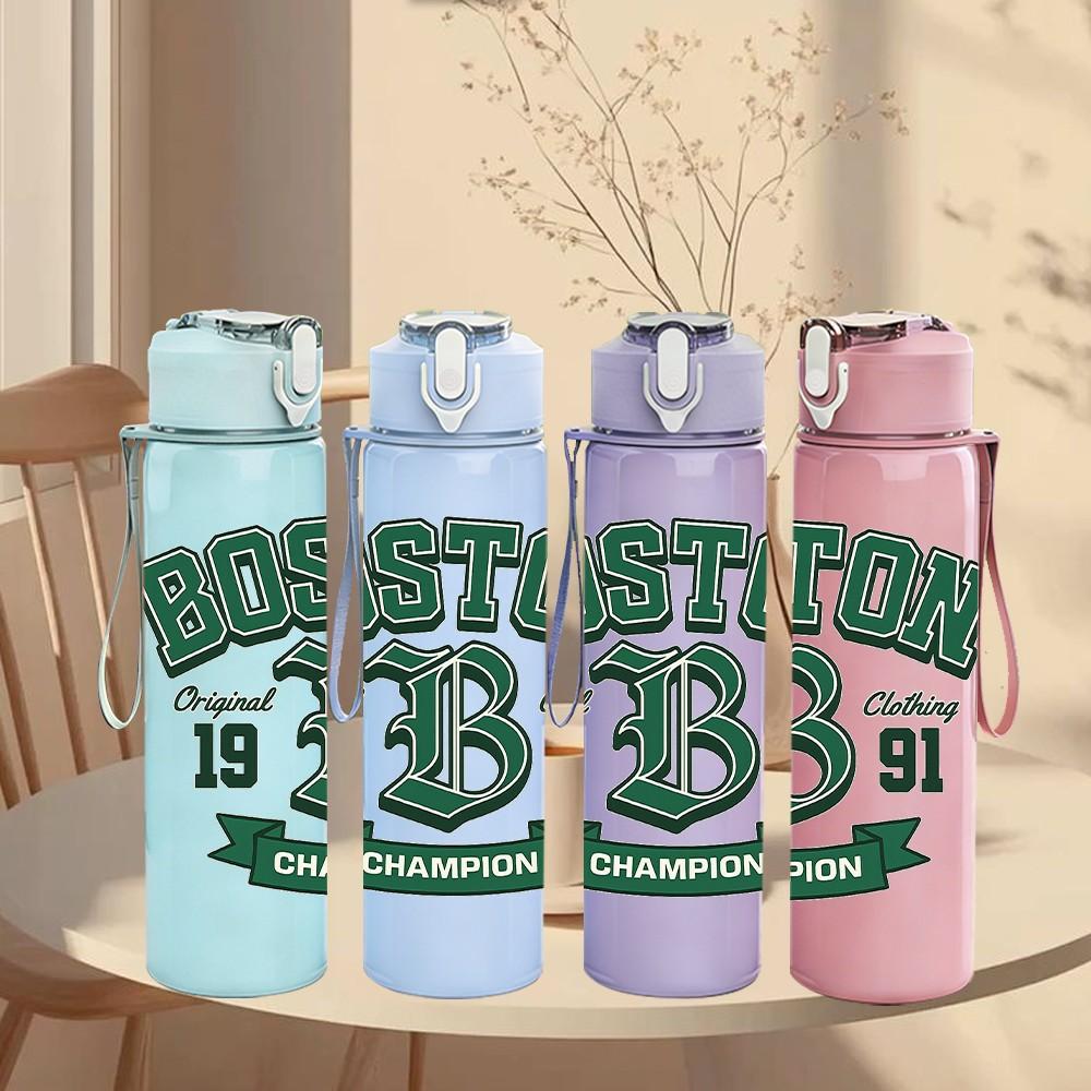 1PC Boston Vintage Sport Logo 750ml Color Plastic Sports Water Bottle Leakproof Flip Straw Lid Suitable for Sports Office Home Use