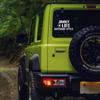 Получите наклейку с оригинальным дизайном для Suzuki Jimny 3D, прочную для улицы, 1 лист, 500%, привлекающую внимание! Стильный, JB64. Дизайн, Крутой, Водонепроницаемый, Сборка,