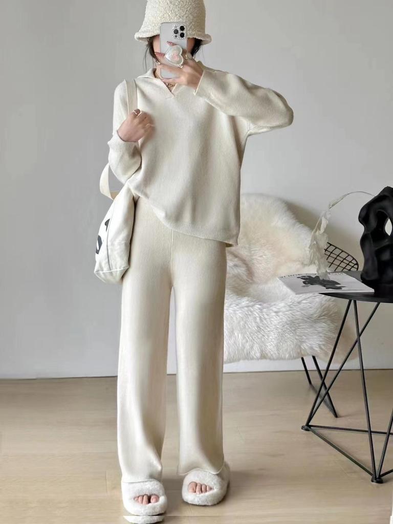 Корейский свободный повседневный вязаный комплект широких брюк и однотонного поло-свитера для женщин - Осенне-зимняя коллекция из двух предметов