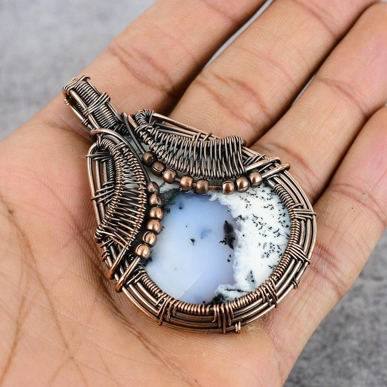 Подвеска из драгоценного камня опал-дендрит, подвеска из медной проволоки, подвеска из опала-дендрит, ювелирное изделие из меди, дизайнерская подвеска, ювелирное изделие из натурального кристалла