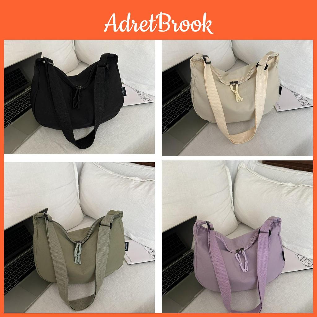 Korean Style Artistic Canvas Shoulder Bag With Durable Material For Commuting And Fashion