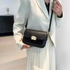Модная текстура ретро сумка женская 2024 новая модная портативная сумка через плечо простая повседневная однотонная косая сумка маленькая квадратная сумка