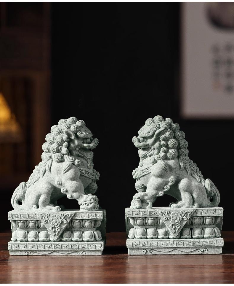 Chinese Green Sandstone & White Marble Lion Ornaments for Fish Tank Decoration