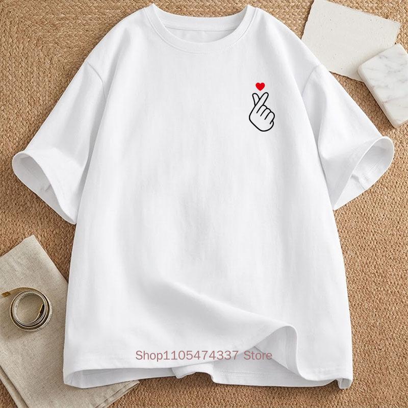 Hand Heart Gesture Print Tshirts For Unisex Summer Casual Fashion Loose Streetwear Tops Crew Neck Short Sleeve Tshirts