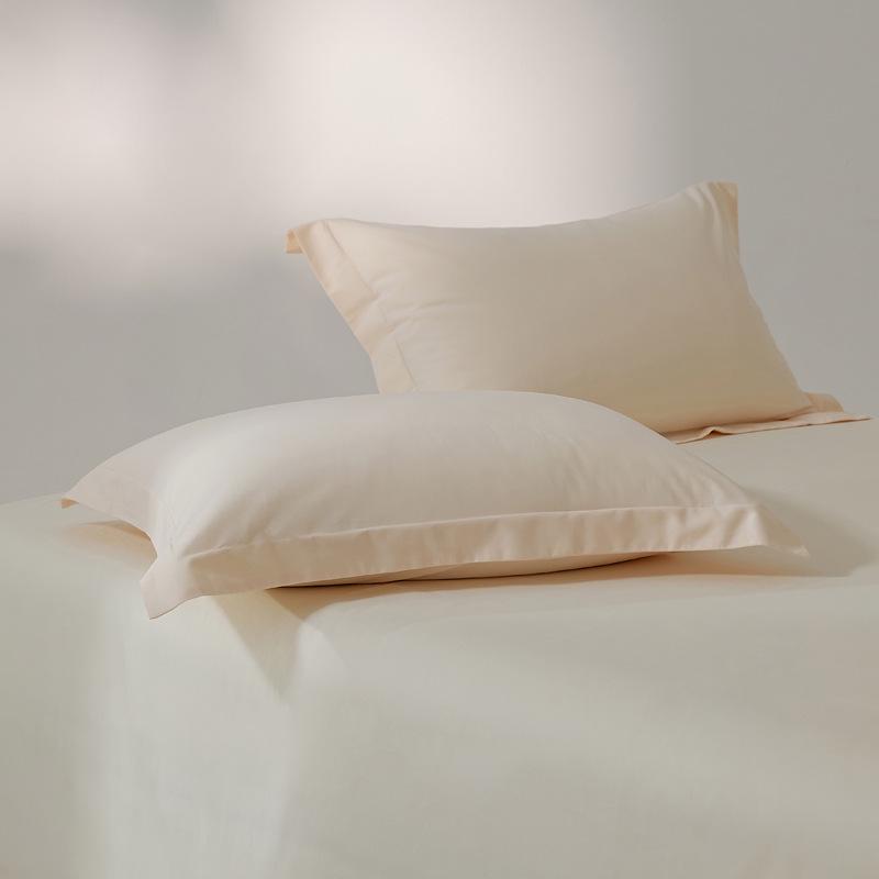 Набор из двух наволочек из матового длинноволокнистого хлопка - 100 нитей, однотонные, роскошные на ощупь