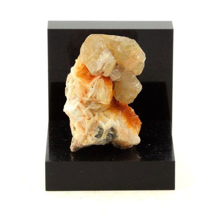 Pierres et Minéraux. Cerusite + Baryte. 231.30 ct. Mibladen Mining District, Midelt, Maroc.