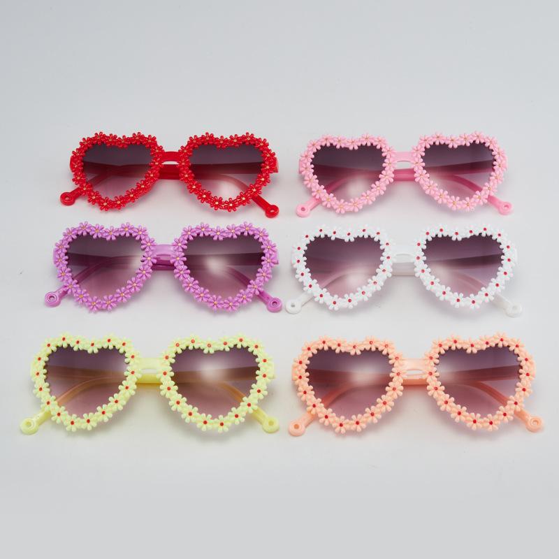 Cute Heart Flower Sunglasses for Kids Girls Boys, New Fashion Love Frame Sun Glasses UV400 Protection Shades Gift for Children