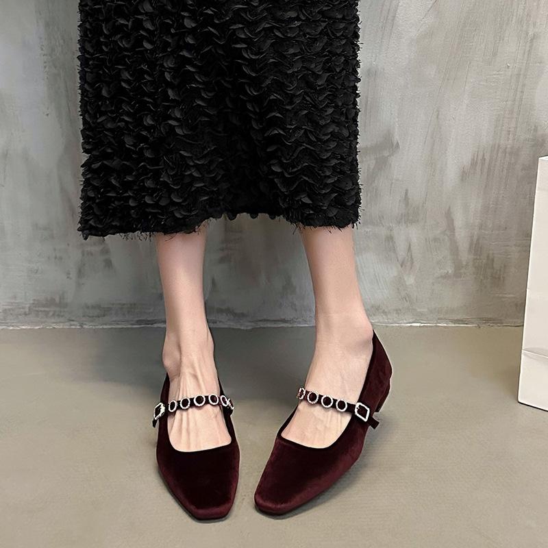 Женские туфли-лодочки с квадратным носком, новинка ранней весны, бархатная поверхность, низкий каблук, легкий вырез, толстый каблук, темпераментные туфли Мэри Джейн