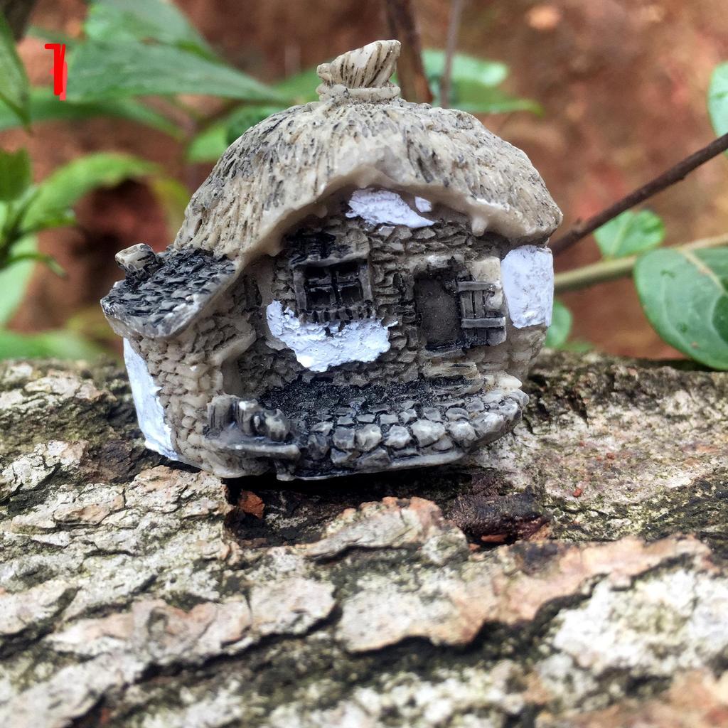 Zakka Sea Love: Micro Landscape Villa Resin Ornaments (Set of 8)