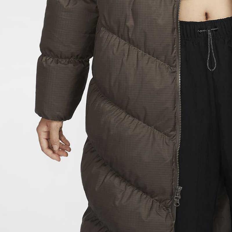 Nike Спортивная куртка Windrunner с наполнителем Женская Цвет: Серый рудный HF7894-004