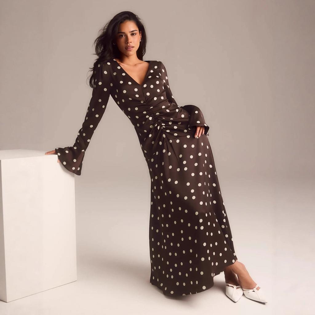 Платье с длинным рукавом в горошек, летнее новое женское платье в европейском и американском стиле, плиссированное, с V-образным вырезом, расклешенным рукавом, с поясом