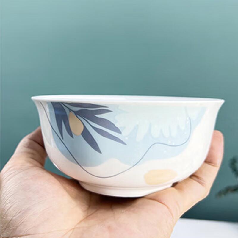 ZIPOYA Simple Ceramic Dinnerware Set (4 Bowls, 4 Chopsticks)