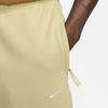 Nike Флисовые брюки Solo Swoosh Team Gold/White для мужчин в уличном стиле DX1364-783
