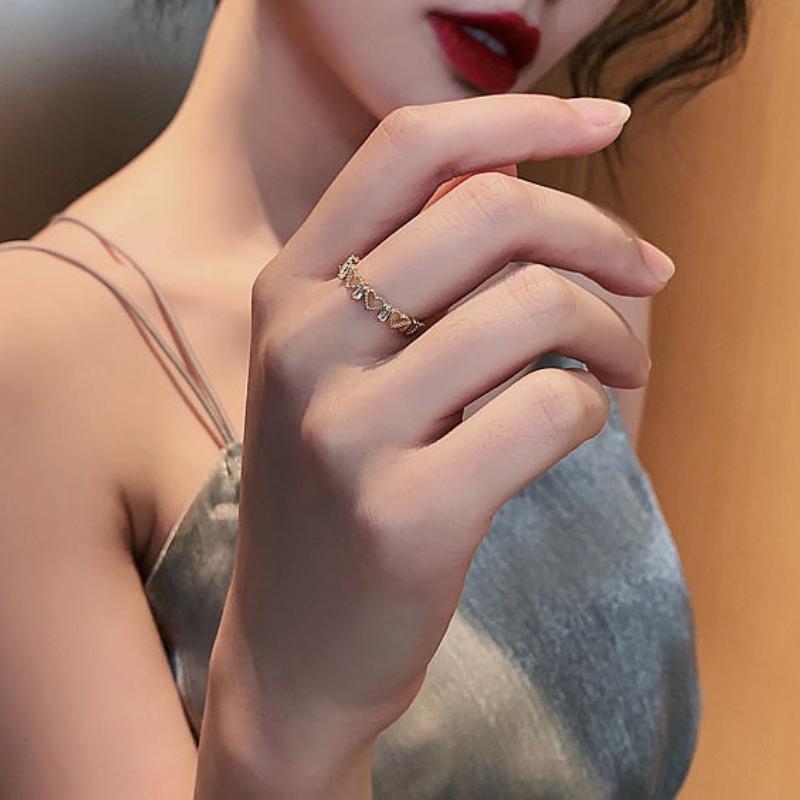 Персиковое сердце Япония Южная Корея Роскошь Модное кольцо Женская личность Ins Tide Онлайн Знаменитость Ниша Дизайн Кольцо на указательный палец Открытие Леди