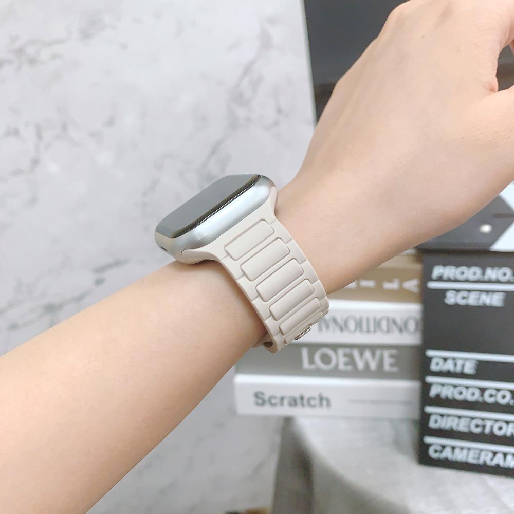 Новый оригинальный силиконовый ремешок для Apple Watch Ultra 49 мм спортивный браслет iWatch Series 9 8 7 45 мм 41 мм 6 5 4 3 SE2 44 мм 40 мм Band