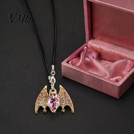 Halloween Party Car Favor Bling Rhinestone Bat Hanging Accessories, Sparkly Rear View Adjustable Lanyard Mirror Charm, Cute Interior Ornament for Men