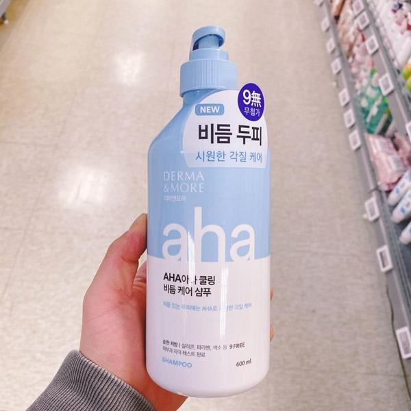 Derma & More Шампунь с AHA-кислотами и охлаждающим эффектом против перхоти 600 мл