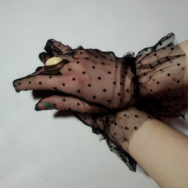 1 пара кружевных перчаток Модные Осенние Летние Женские Короткие Сетчатые Эластичные Перчатки с Полным Пальцем из Тюля Лист Лотоса