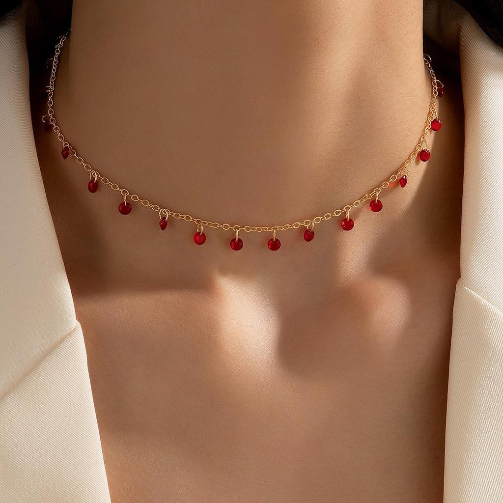 Французское ретро цветное циркониевое ожерелье-чокер для женщин, свежий стиль, универсальное повседневное короткое ожерелье на ключицу