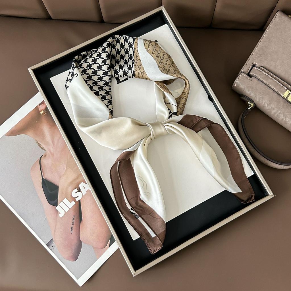 Шелковый шарф женский модный универсальный высокий смысл 70 квадратный шарф защита шеи шарф ретро шарф сумка