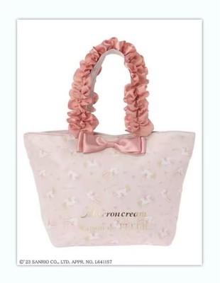 Sanrio x Maison de FLEUR Сумка-тоут Марон Крем Розовый с Ручкой-воланом