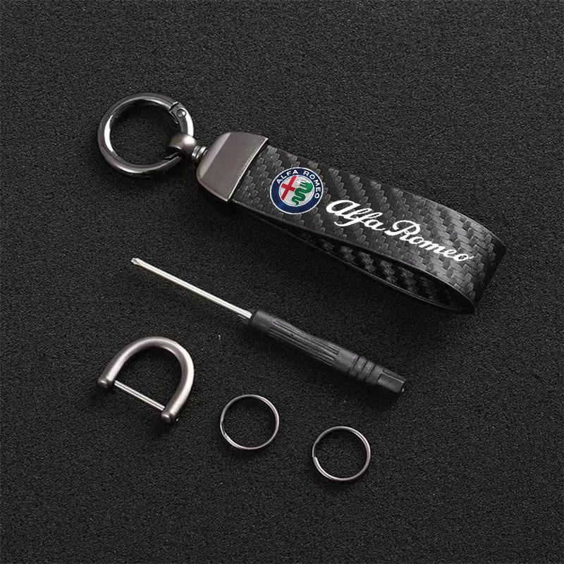 YYCE3 Car Key Chain Carbon Fiber Keychain Key Buckle Key Ring Gift For Alfa Romeo giulia stelvio giulietta 159 147 156 166 Accessories