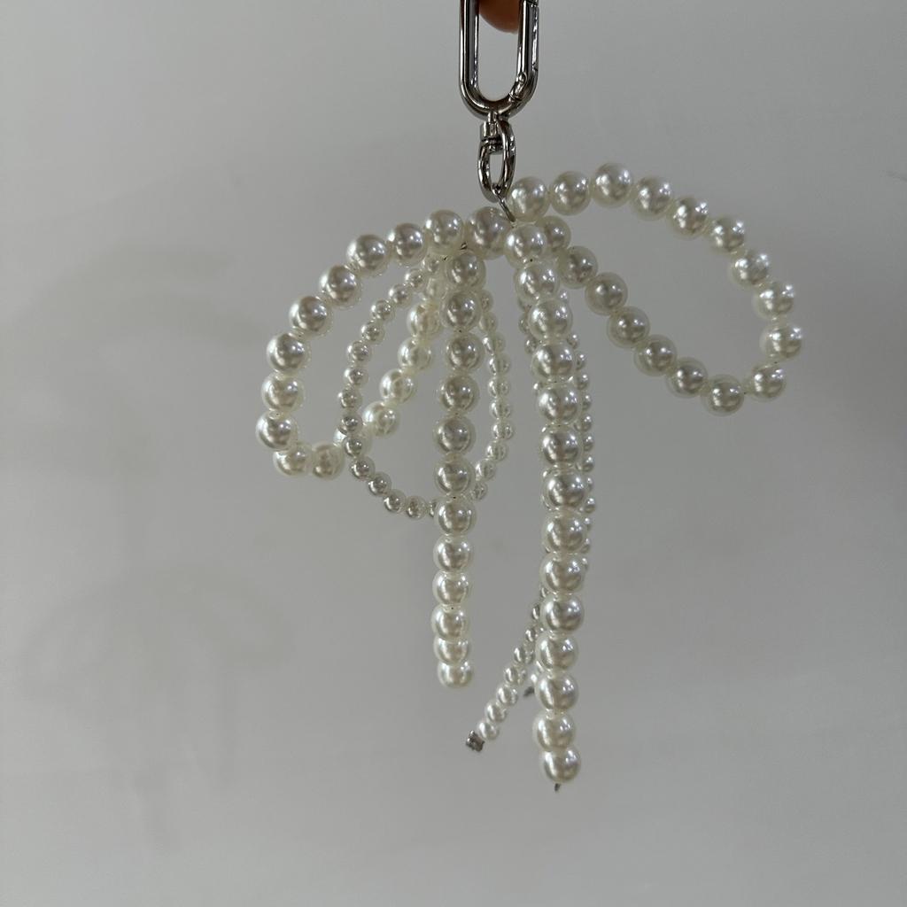 Lovely Pearl Beaded Bowknot Keychain Pendant Bag Phone Pendant Women Backpack Handbag Charm Lovely Hangings Decoration