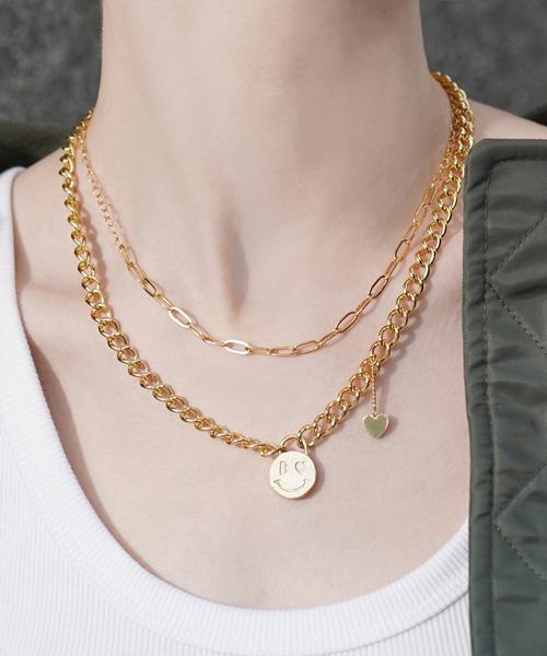 Bonbeau Heart Smile Bold Curve Chain Necklace Heart Smile Pendant Bold Clip Chain Necklace