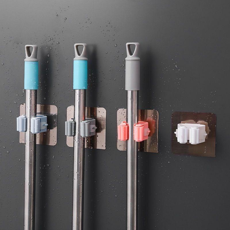 Настенная стойка для швабры без перфорации с крючком и наклейкой для ванной комнаты