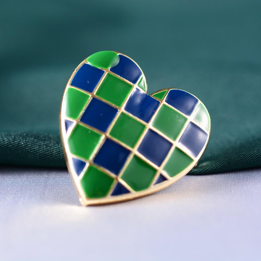 Blucome Mosaic Enamel Heart Shape Brooch Corsage Badge Special Design Brooches Collar Clip