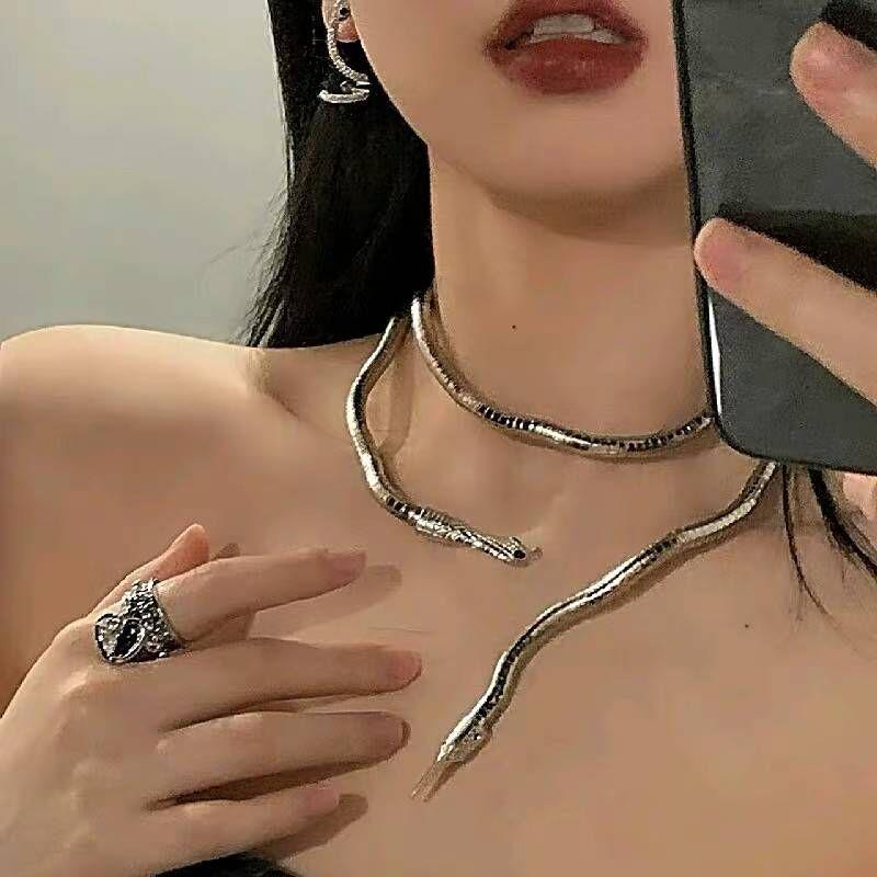 Ожерелье-воротник в форме змеи в европейском и американском стиле для женщин