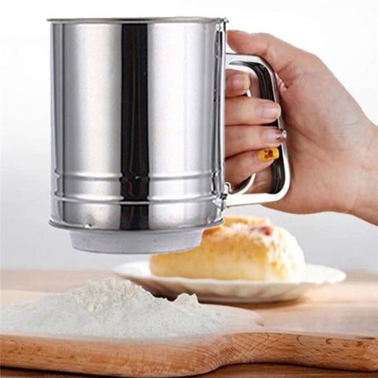 Просеиватель для муки Эргономика Равномерная фильтрация Тип ручного пресса Нескользящий фильтр Полуавтоматическое сито для муки Чашка для муки Кухонный гаджет