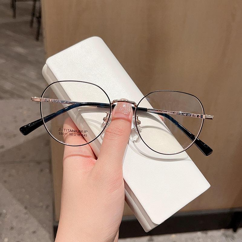 Модная ретро-полигональная маленькая металлическая оправа для очков может быть оснащена оправой для очков для близорукости.