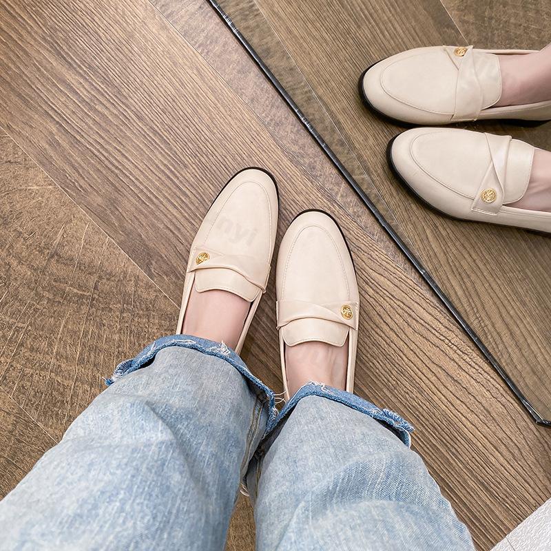 Модная женская обувь в британском стиле 2025 Осень Новинка Универсальная плоская подошва Легкая Удобная Модная Обувь-слипоны для повседневной работы